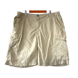 Columbia Shorts Mens Size 36 Beige 10" Nylon Chino Stretch Omni Shade Sun Cargo
